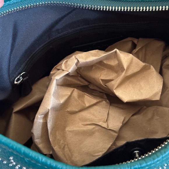 Coach - Picture 10 of 16